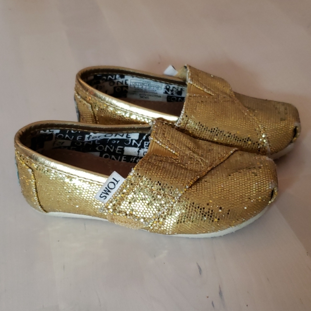 Gold glitter Toms